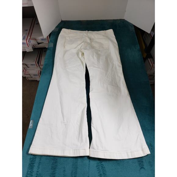 Levis Jeans Size 33 Womens White Denim Ladies Pants Boho 70s Low Rise Flared - Picture 11 of 14